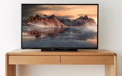 In aceasta imagine este un tv care urmeaza sa fie un colet prin woot.ro